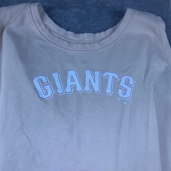 Giants Sleeveless Tank Top in Light Pink - Picture 3 of 3